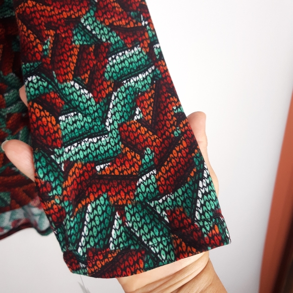 NWT LuLaRoe Size L Beautiful! - Picture 4 of 6